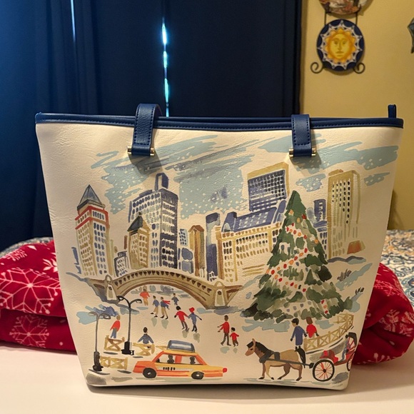Talbots Christmas Central Park Large Tote - Picture 4 of 10